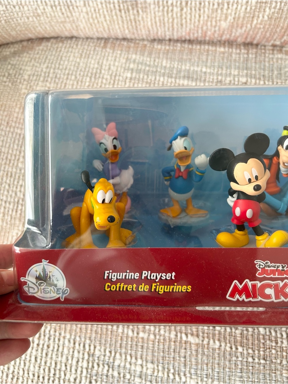 Disney Jr Mickey and Friends Six Figurine Playset
Includes Mickey and Minnie - Picture 7 of 8
